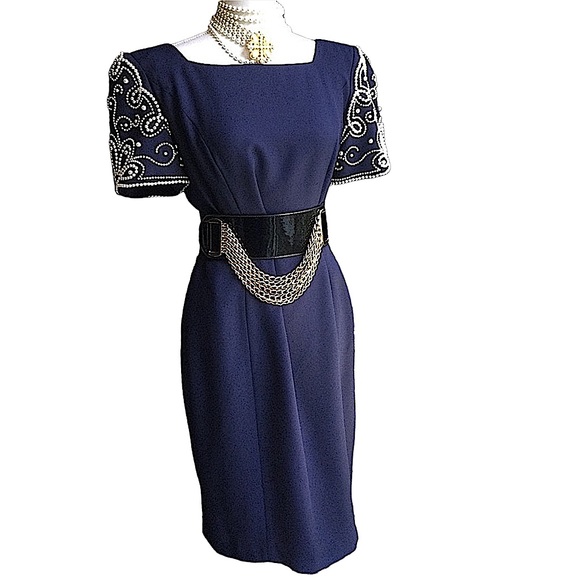 Vintage 1980’s Pearl Sleeved Dress.   B10 - Picture 1 of 16